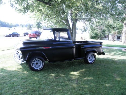 1957 chevy truck 3100 shortbed driver quality -ratrod hotrod shortbox