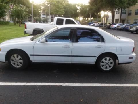 Good,sedan,manual,honda,accord,cheap,car,white,used