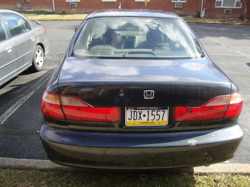 1998 honda accord 4dr sdn lx auto