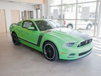 Boss 302 new manual coupe 5.0l cd 6-speed manual transmission  (std) mp3 player