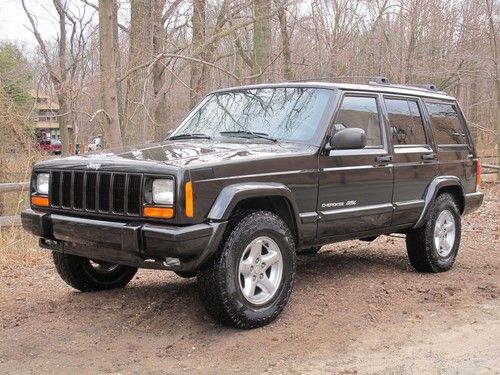 2001 jeep cherokee xj classic ... 88,098 original miles... colorado car