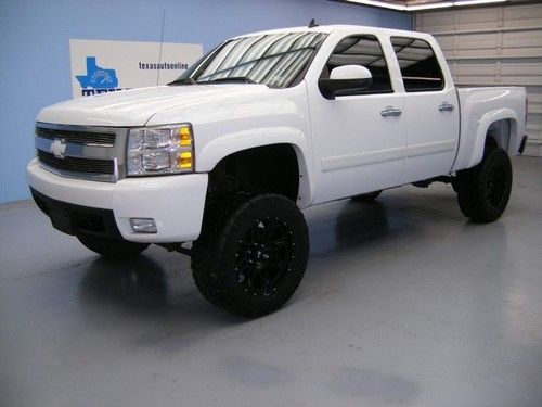 We finance!!!  2008 chevrolet silverado 1500 z-71 regency 4x4 lift 20 rim 1 own!