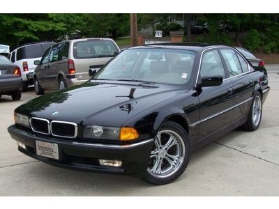 A-super-740i-smooth-nice-black-cold-ac-6-cd-heated-leather-18-niches-glass-roof!