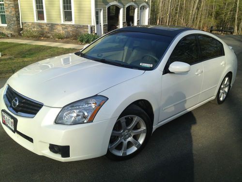 2007 nissan maxima se white, fully loaded low miles