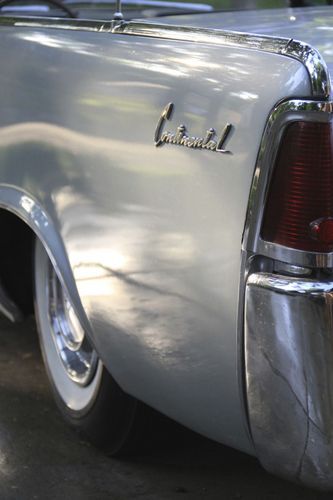 Beautiful early 1961 lincoln continental convertible "kennedy era"