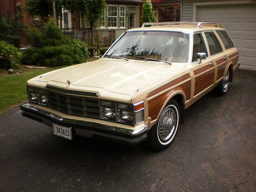 1978 chrysler town &amp; country wagon