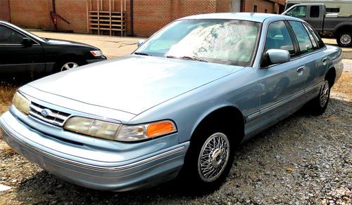 1997 ford crown victoria  20,646 miles