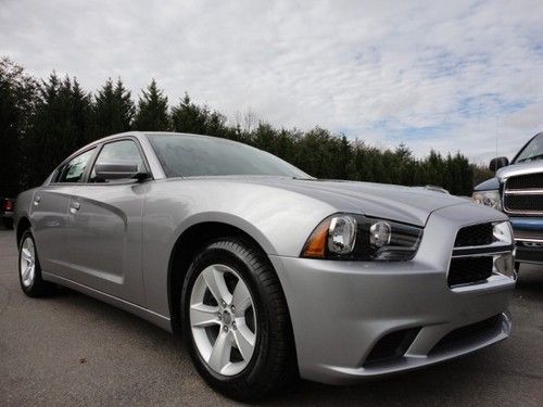 New 2013 dodge charger se rwd 8-speed automatic cloth black free ship save!!!