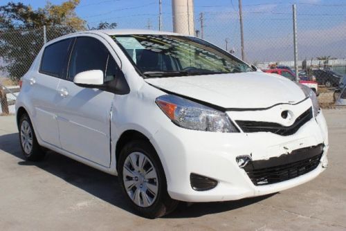 2013 toyota yaris le damaged salvage only 385 miles like new economical runs!!