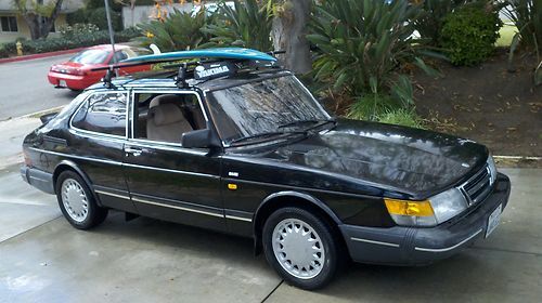 1989 saab 900 s hatchback 2-door with really cool ski rack