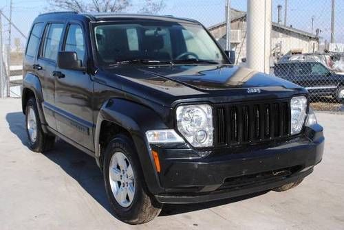 2011 jeep liberty sport 4wd clean title runs! wont last low miles priced to sell