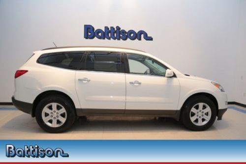 2011 chevy traverse lt 4wd 35k! 1 owner clean carfax we finance