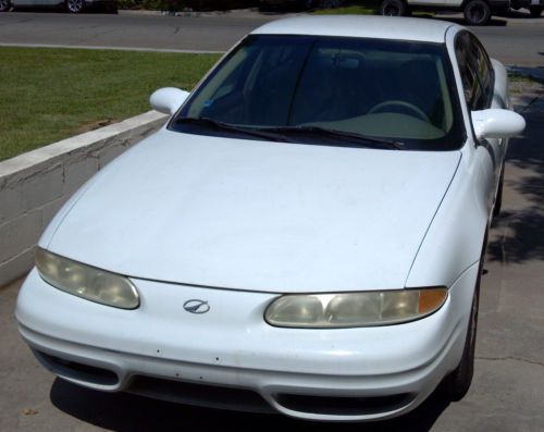 2000 oldsmobile alero gl sedan 4-door 2.4l