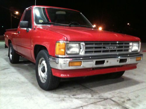 No reserve! 1987 87 toyota pickup 2wd southern car great condition! no reserve!