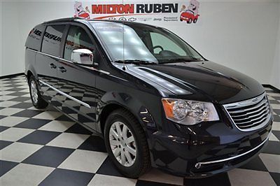 4dr wgn touring-l 2011 chrysler town &amp; country touring-l low miles van automatic