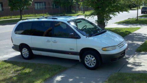 1999 plymouthgrand voyager expesso 3.3,7 pass. auto.air,power windows,doors