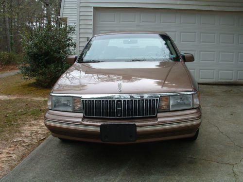 1991 lincoln continental signature sedan 4-door 3.8l