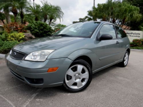 Back to school ready-serviced-ready to go-06 ford focus zx3 ses-66k-no reserve!!