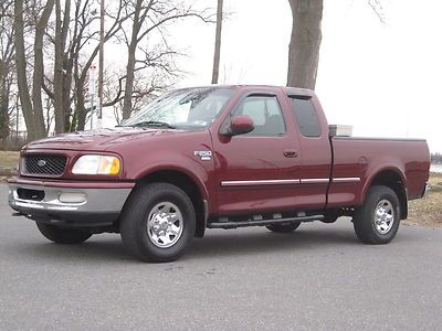 1998 ford f250 extended 4x4 5.4l bedliner clean runs great no reserve!!!