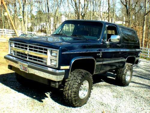 1985 chevrolet silverado blazer 4-wheel drive totally restored with new engine