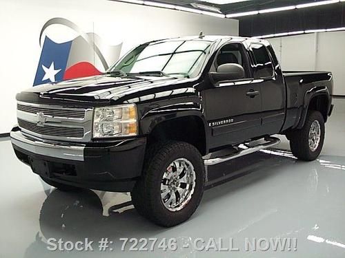 2007 chevy silverado lt ext cab lifted 4x4 leather 68k texas direct auto