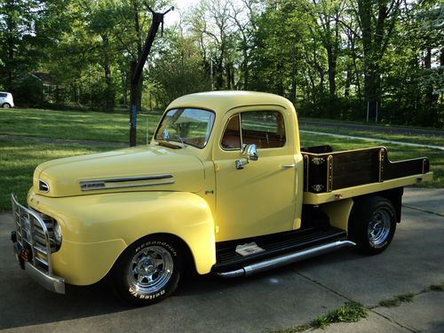 1949 ford f-1 truck