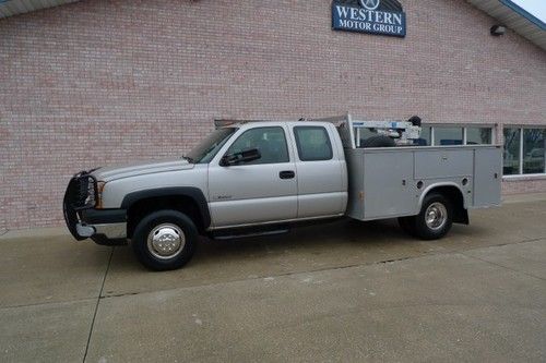 2006 chevrolet silveardo 3500 auto crane service truck