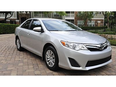 2012toyota camry le ,clean autocheck, wholesale!