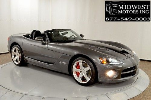 2009 09 dodge viper srt10 600 hp only 1820 certified miles pristine condition