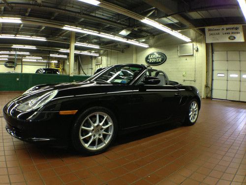 Porsche boxter convertable only 29k clean carfax full leather