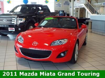 Grand tourin convertible 2.0l 6 speed manual bluetooth leather abs brakes