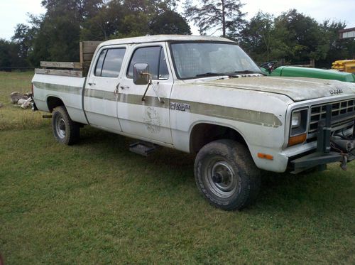 1980 dodge truck 4x4