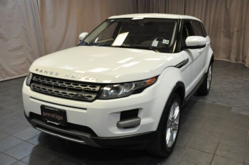 Range rover evoque pure 1 owner factory waranty leather panoramic roof