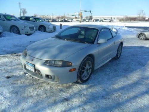 Gsx, 2dr coupe, 2.0 turbocharged, awd, 5 speed, leather, extra clean, warranty !