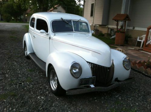 1939 ford tudor deluxe, hot rod
