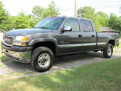2002 gmc 2500 crew 4x4...duramax...slt with leather...just 140 k miles...clean!!