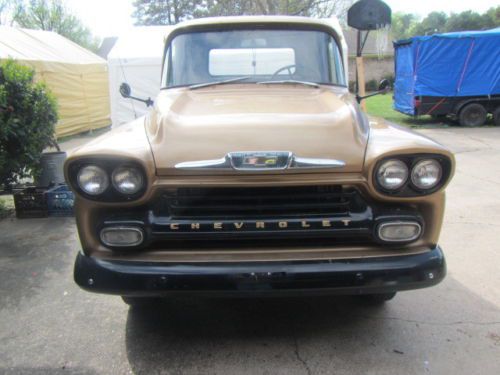 1958 chevrolet apache1/2 ton 3200 lwb stepside pickup truck
