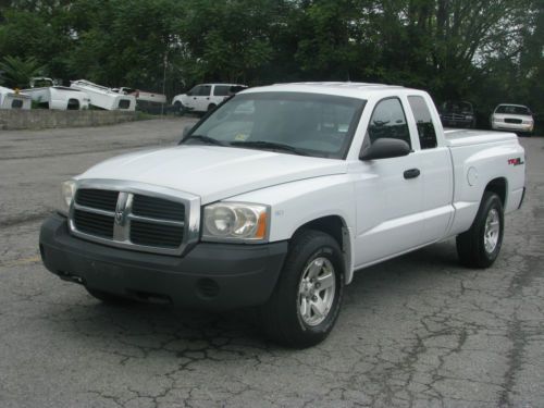 Unbeatable price!!!!!!!!!!!! great value!!!!!!! 4x4 97k miles single owned!!!!!!