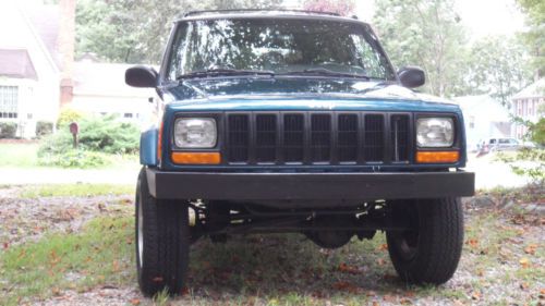 1998 Jeep Cherokee Sport Utility, Low Miles, Lifted, and Clean, image 2