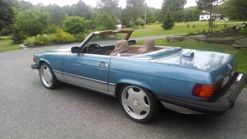 560SL Powder Blue includes hard and soft top, image 1