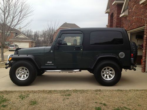 2004 jeep wrangler unlimited sport utility 2-door 4.0l 60k miles!!