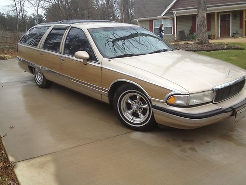 Lt1 customized roadmaster wagon - 9 passenger,better mpg than suv 3rd row