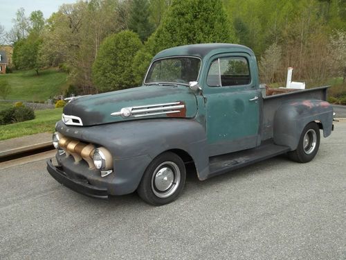 1952 ford f1  pickup deluxe flathead