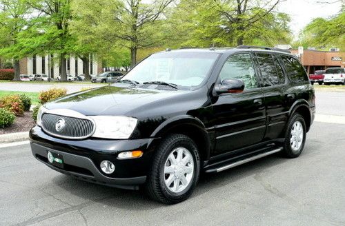 2005 all wheel drive -every option! leather! sunroof! very nice! $99 no reserve!