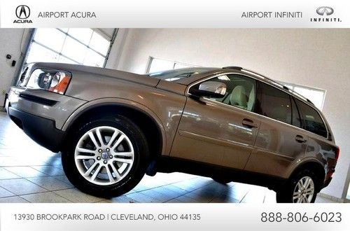 Gray on tan awd 3rd row awd 1owner clean carfax warranty serviced!