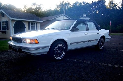 Low mileage , no accidents, no reserve 1993 buick century special, 73k  3.3 v6