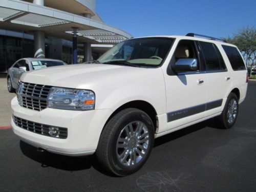 2008 white automatic v8 5.4l leather sunroof thx 3rd row miles:64k