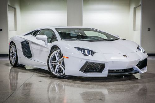 2012 lamborghini aventador