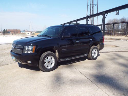 2007 chevy tahoe z71 4x4 dvd, navigation, leather, sunroof