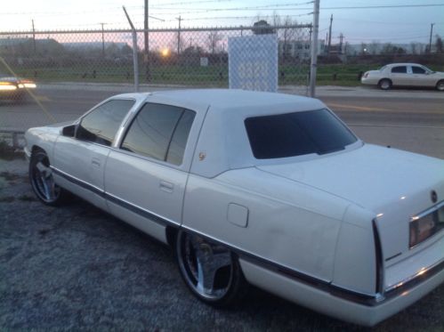 1996 cadillac deville base sedan 4-door 4.6l